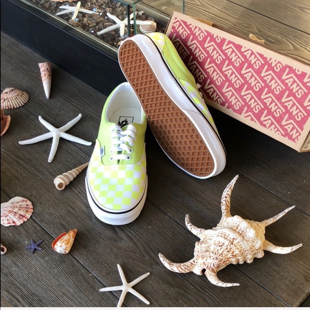 🌴🌼VANS- COOL Checkered 🌼🌴 - Picture 6 of 9